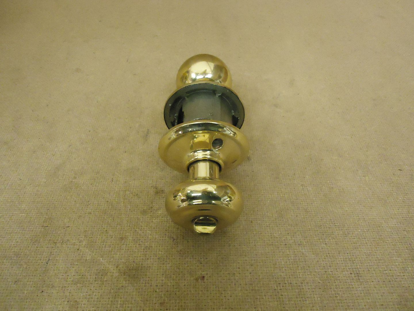 Schlage Door Knob Set Polished Brass 2in. Privacy Lock F650238 Brass
